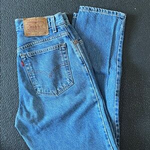 Levi’s Vintage 550 women’s denim jeans